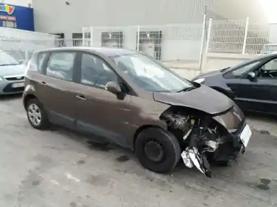 Veicolo di demolizione renault                                            scénic iii (jz0/1_)                                                                                                                                                                                                                                        1.5 dci                                                                                                                                                                                                                                                    dell'anno 2010 alimentato k9k