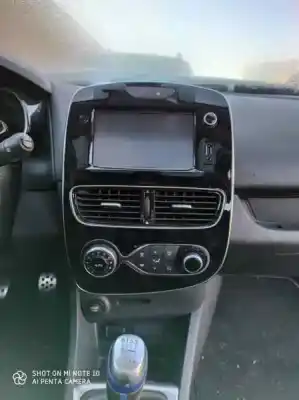 Здавання транспортного засобу renault clio iv zen року 2018 потужний k9kc6