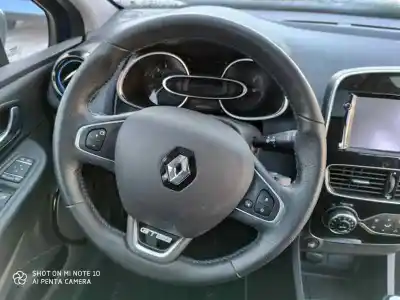 Здавання транспортного засобу renault clio iv zen року 2018 потужний k9kc6