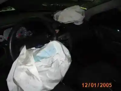 Veículo de Sucata citroen c3 1.4 hdi exclusive do ano 2003 alimentado 8hx(dv4td)