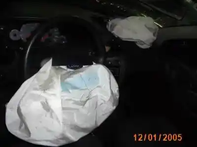 Veículo de Sucata citroen c3 1.4 hdi exclusive do ano 2003 alimentado 8hx(dv4td)