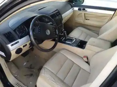 Здавання транспортного засобу volkswagen touareg (7la, 7l6, 7l7) 3.0 v6 tdi року 2006 потужний bks