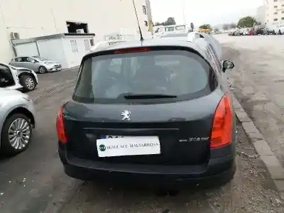 Veículo de Sucata peugeot 308 sw 1.6 hdi fap do ano 2012 alimentado 9h05