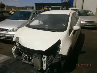 Veículo de Sucata KIA RIO III (UB) 1.4 CRDi do ano 2014 alimentado D4FC