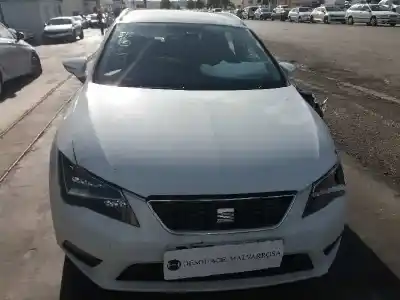Veicolo di demolizione SEAT                                               LEON ST (5F8)                                                                                                                                                                                                                                              1.6 TDI                                                                                                                                                                                                                                                    dell'anno 2014 alimentato CLHA