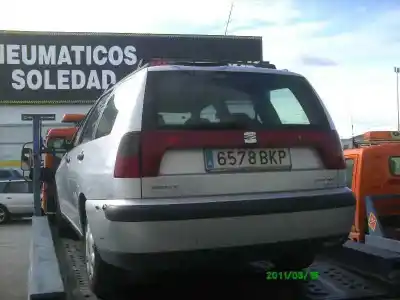 Здавання транспортного засобу seat cordoba vario (6k5) 1.6 року 2001 потужний aeh