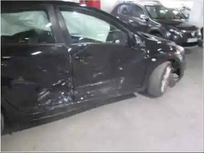 Veículo de Sucata mazda 3 lim. (bl) 2.2 turbodiesel cat do ano 2010 alimentado r2