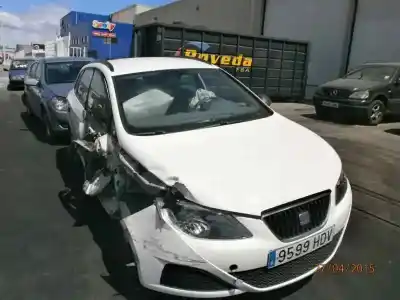 Veículo de Sucata SEAT IBIZA ST (6J8) Reference do ano 2011 alimentado CAYB
