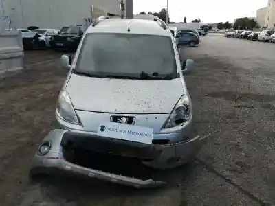 Véhicule à la ferraille PEUGEOT PARTNER KOMBI 1.6 16V HDi FAP de l'année 2012 alimenté 9H06