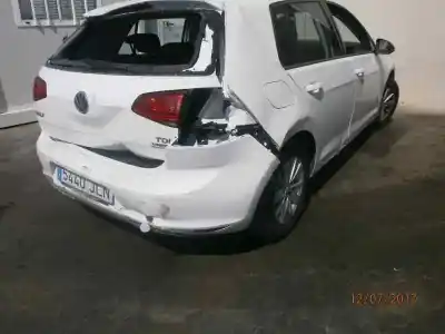 Sloopvoertuig volkswagen golf vii lim. business bluemotion tech. van het jaar 2015 aangedreven cxxb