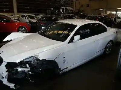 Sloopvoertuig bmw serie 3 cabrio (e93) 320d van het jaar 2011 aangedreven n47d20c