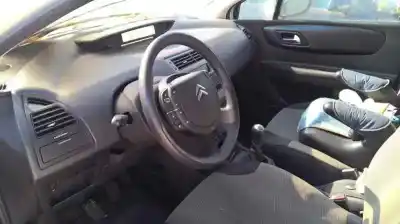 Scrapping Vehicle citroen c4 berlina 1.6 16v hdi of the year 2010 powered 9hx