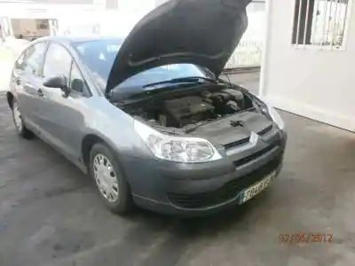 Veículo de Sucata citroen c4 berlina 1.4 16v do ano 2006 alimentado kfu