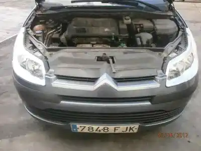 Veículo de Sucata citroen c4 berlina 1.4 16v do ano 2006 alimentado kfu