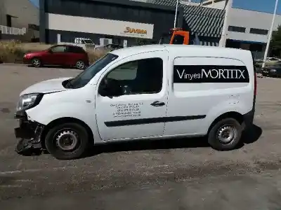 Veículo de Sucata renault kangoo 1.5 dci diesel fap do ano 2015 alimentado k9k b6