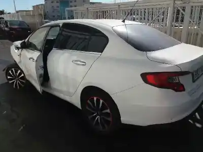 Veículo de Sucata fiat tipo sedán (356_, 357_) 1.4 (356sxa1b) do ano 2017 alimentado 843a1000