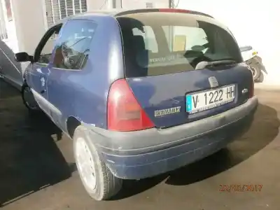 Veicolo di demolizione renault clio ii fase i (b/cbo) 1.9 d alize dell'anno 2000 alimentato f8q630