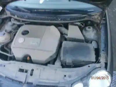 Vehicul casat volkswagen polo (9n1) highline al anului 2003 alimentat 