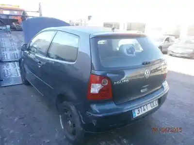 Vehicul casat volkswagen polo (9n1) highline al anului 2003 alimentat 