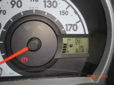 Veículo de Sucata peugeot 107 básico do ano 2008 alimentado 1kr