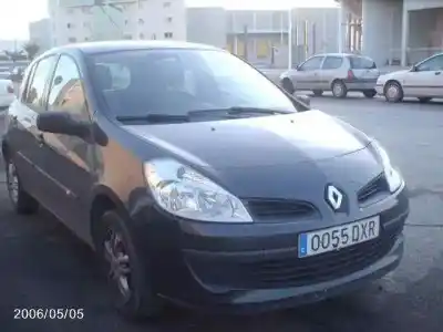 Здавання транспортного засобу renault clio iii authentique року 2006 потужний k9k