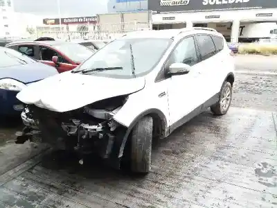 Здавання транспортного засобу ford kuga (cbs) titanium року 2016 потужний xrma