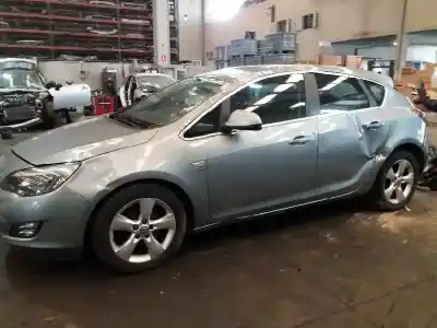 Здавання транспортного засобу opel astra j (p10) 2.0 cdti (68) року 2011 потужний a20dth