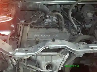 Sloopvoertuig opel agila color-edition van het jaar 2000 aangedreven z12xe