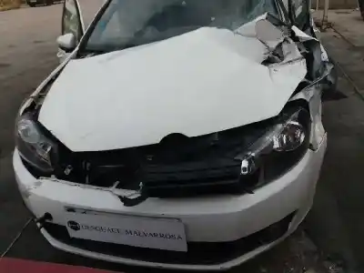 Sloopvoertuig VOLKSWAGEN GOLF VI (5K1) 1.6 TDI van het jaar 2009 aangedreven CAY