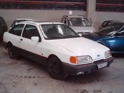 Hurda Aracı FORD                                               SIERRA BERLINA                                                                                                                                                                                                                                             Ghia                                                                                                                                                                                                                                                       Yılın 1989 güçlü N4