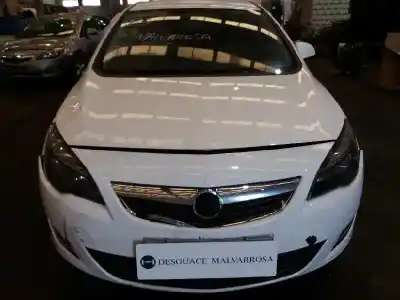 Утилизация автомобиля OPEL ASTRA J (P10) 2.0 CDTI (68) года 2012 питание A20DTH