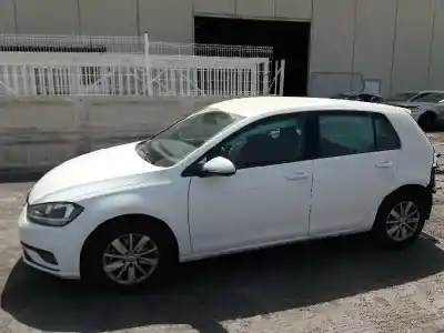 Vehicul casat volkswagen                                         golf vii lim. (bq1)                                                                                                                                                                                                                                        advance                                                                                                                                                                                                                                                    al anului 2018 alimentat ddya