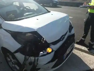 Veículo de Sucata ford fiesta (cb1) titanium do ano 2009 alimentado snja