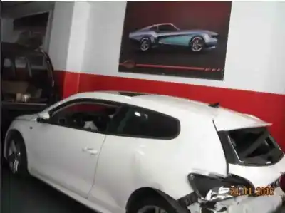 Veicolo di demolizione volkswagen scirocco iii (137, 138) 2.0 tdi dell'anno 2013 alimentato cfhc
