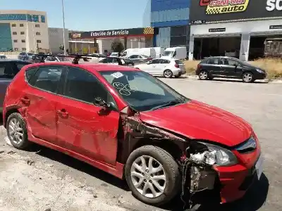 Veículo de Sucata hyundai i30 classic do ano 2010 alimentado d4fb