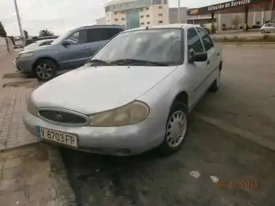 Vehículo de desguace FORD MONDEO BERLINA (GD) CLX del año 1997 con motor RKB