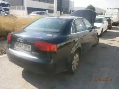 Vehículo de desguace AUDI A4 BERLINA (8E) 2.0 TDI del año 2005 con motor BLB