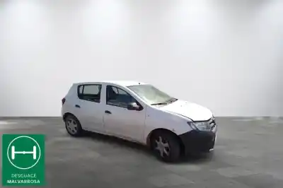 Здавання транспортного засобу dacia sandero ii 1.2 року 2015 потужний d4f