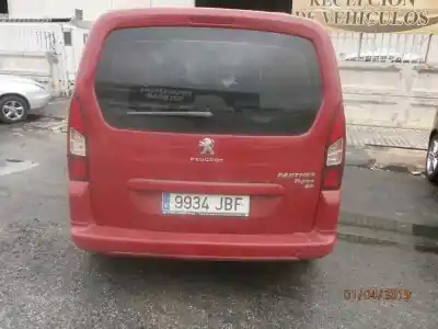 Veicolo di demolizione peugeot partner kombi active dell'anno 2014 alimentato 9h06