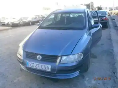 Vehicul casat FIAT STILO (192) 1.9 JTD / 1.9 JTD 115 Active al anului 2004 alimentat 