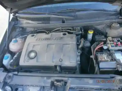 Veicolo di demolizione fiat stilo multi wagon (192 desde modelo 2003) 1.9 jtd dell'anno 2004 alimentato 