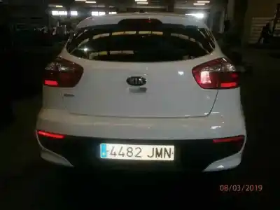Veículo de Sucata kia rio drive do ano 2016 alimentado g4la