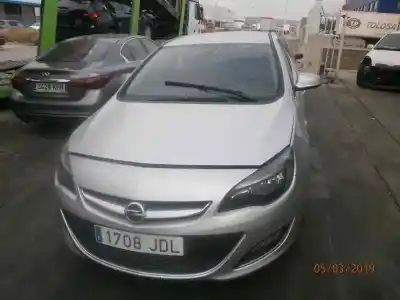 Scrapping Vehicle OPEL ASTRA J LIM. 4TÜRIG Selection of the year 2015 powered B14NET