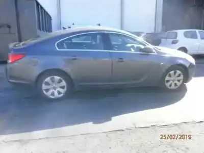 Veículo de Sucata opel insignia a sedán (g09) 2.0 cdti (69) do ano 2009 alimentado a20dth