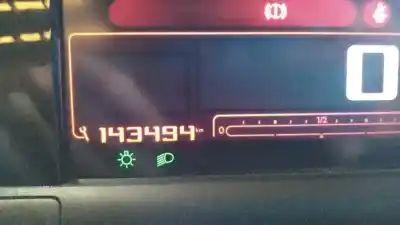 Здавання транспортного засобу citroen c4 cactus 1.2 thp 110 року 2015 потужний hn01