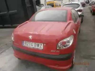 Veículo de Sucata peugeot 206 cc (2d) 2.0 s16 do ano 2002 alimentado rfn