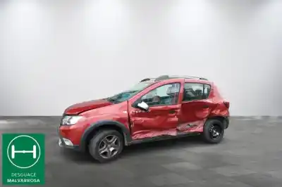 Veicolo di demolizione DACIA SANDERO Stepway dell'anno 2017 alimentato H4B408
