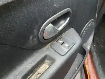 Veículo de Sucata dacia sandero stepway do ano 2017 alimentado h4b408