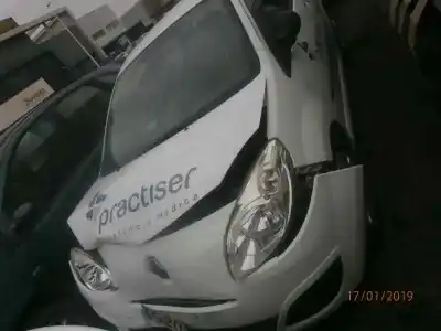 Scrapping Vehicle RENAULT TWINGO Authentique of the year 2007 powered D4F772