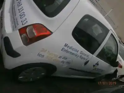 Veículo de Sucata renault twingo authentique do ano 2007 alimentado d4f772